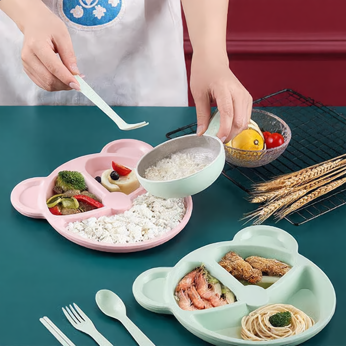 5 Pcs Set Baby Feeding Plates Cartoon Dinner Plate Set With Divided Plate, Fork And Spoon Adorable Cartoon Animal Kids Bear Plate Section Dinner Plate Durable Plastic, Perfect For Toddlers Kids Adults Ideal For Home School Restaurant